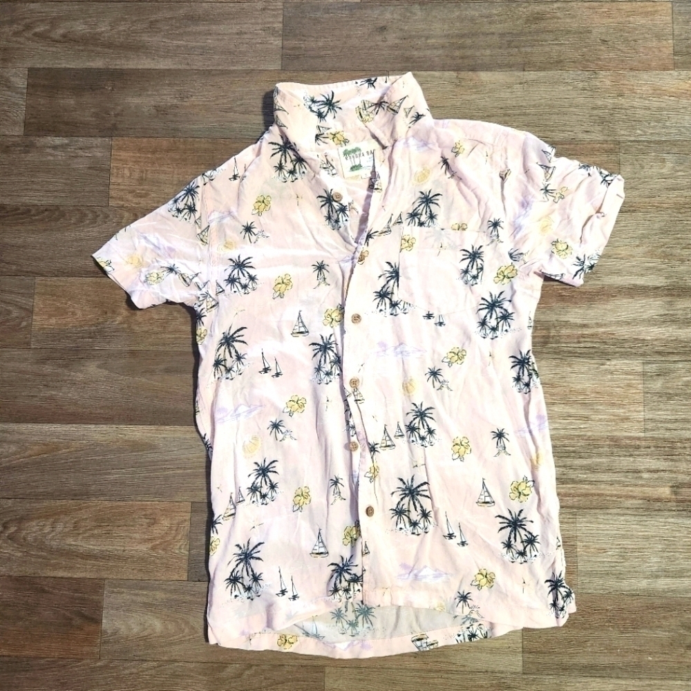 Kahuna bay by visitor shirt